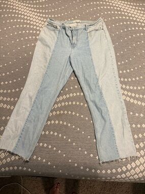 Abercrombie & Fitch Two-Tone Light Blue Straight Leg Jeans